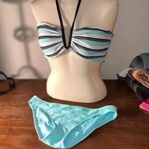 2 Piece Bikini with Reversible Top Size Medium
